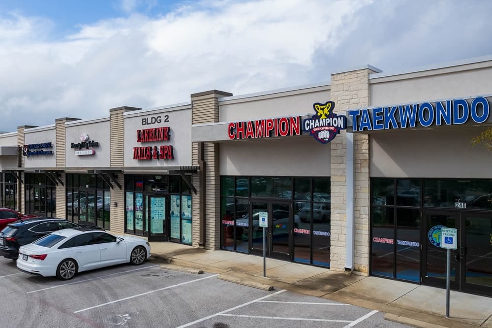 CenterSquare Investment Management acquires Shops at Lakeline shopping center in Cedar Park