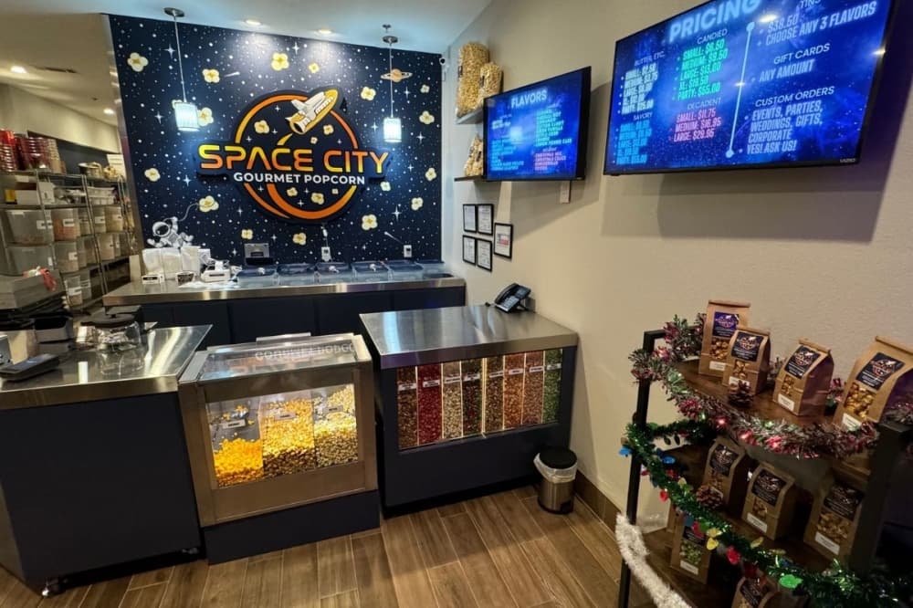 Space City Gourmet Popcorn now open along Hwy. 105