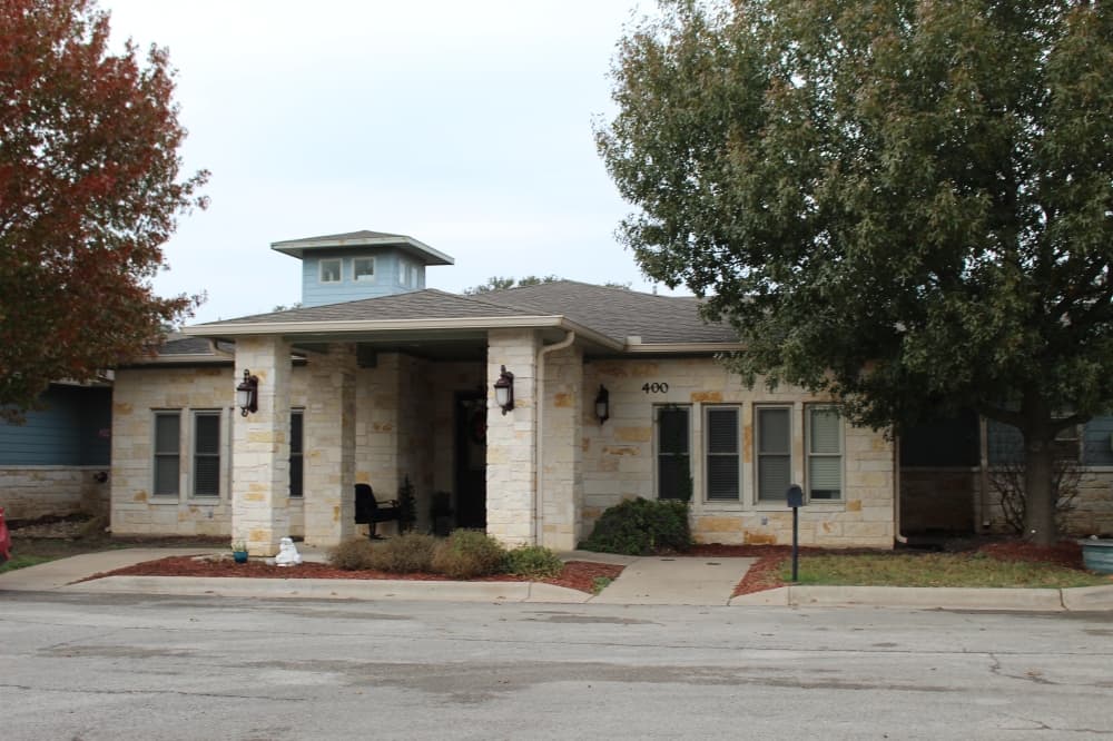 12 senior living communities providing care, amenities in the Hays County area