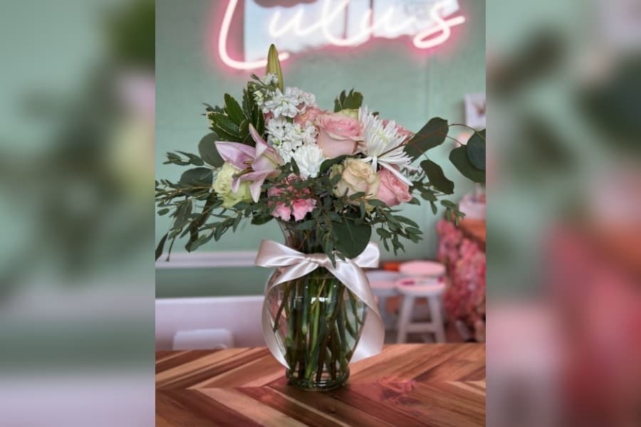 Lulu’s of Argyle offers bouquets, floral design services