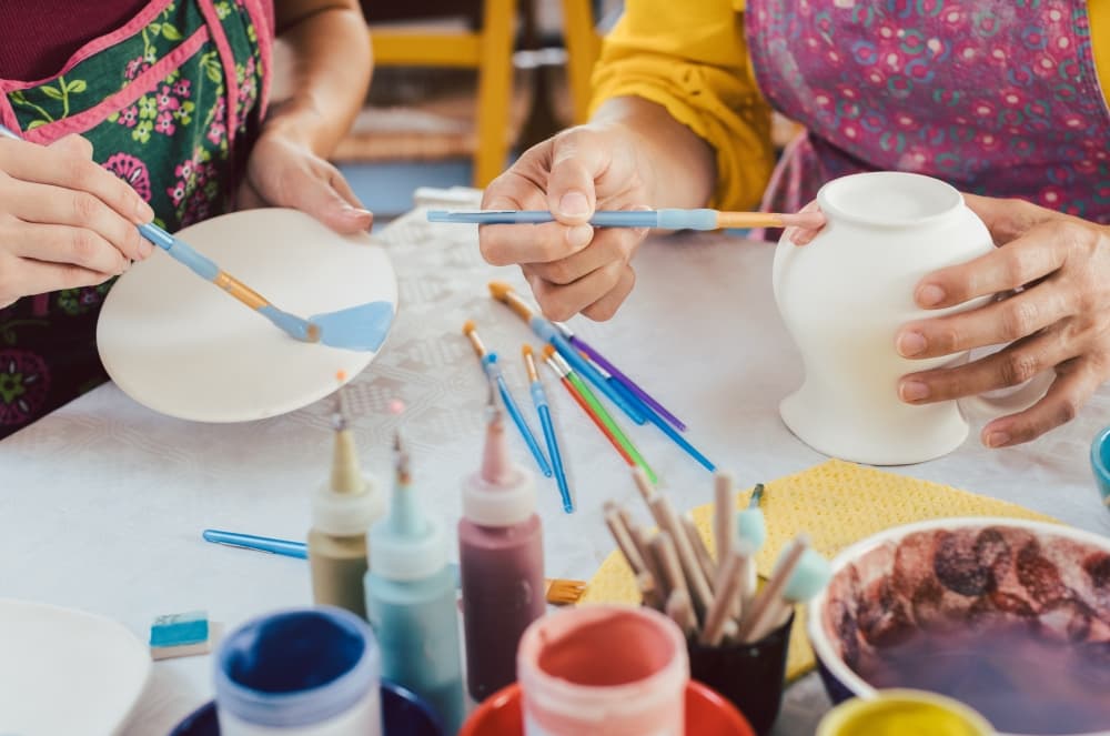 Prettyin' Pottery opens in Bay Area of Houston