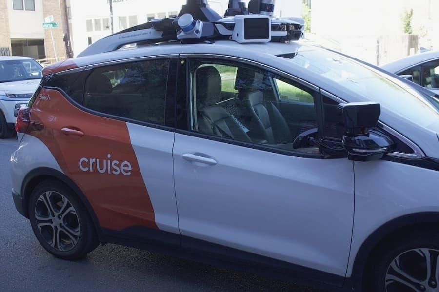 General Motors retires Cruise robotaxis in Austin, nationwide