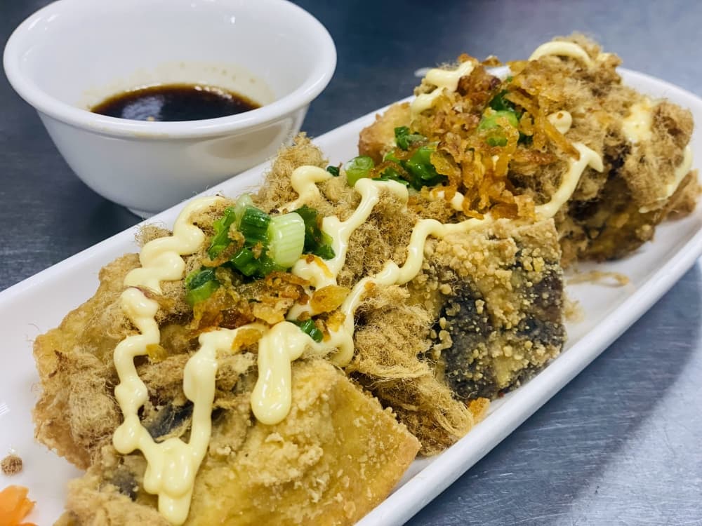 Saigon 512 shares Vietnamese cuisine in community-building atmosphere