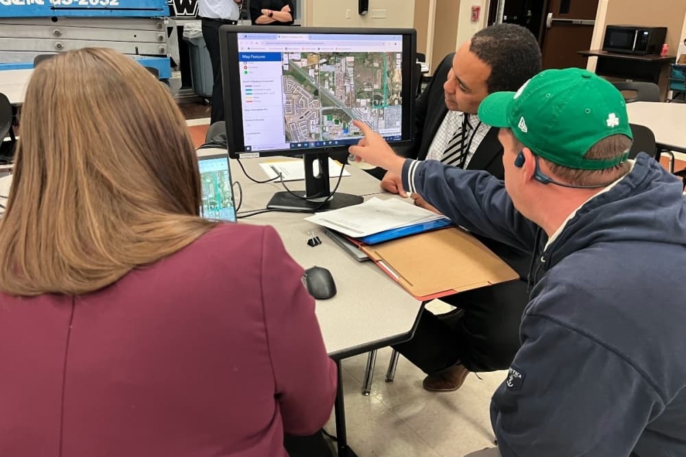 Fort Worth residents discuss transportation issues in District 10