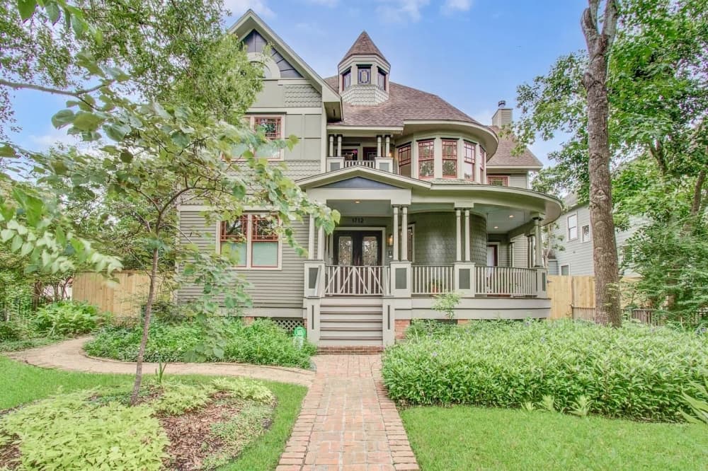 Homes in Heights, River Oaks, Montrose neighborhoods spent more days on the market in November