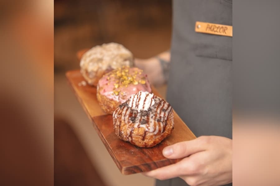 Parlor Doughnuts debuts in North San Antonio