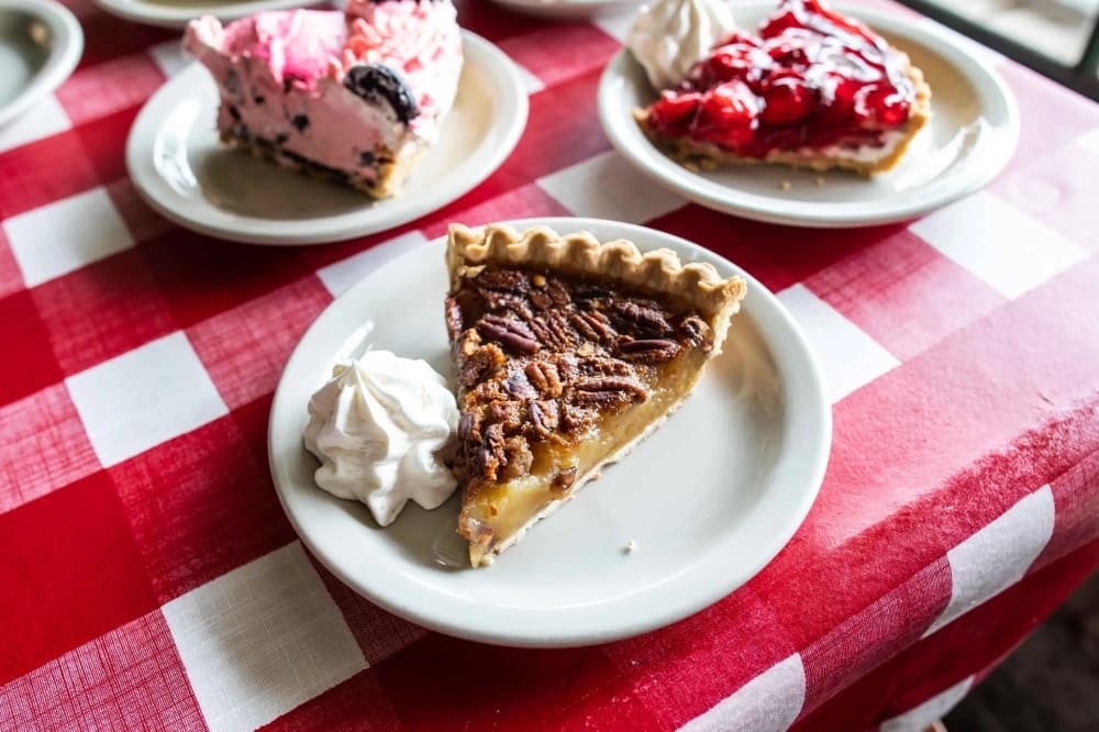 Hutto cafe expands with second location in Taylor