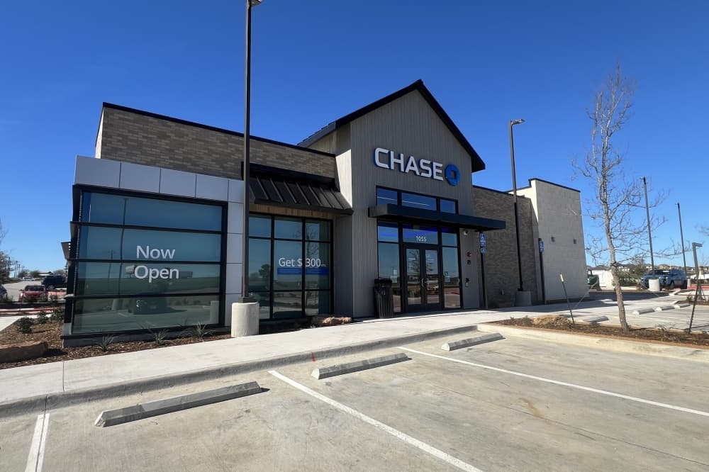 Chase opens new bank in Argyle