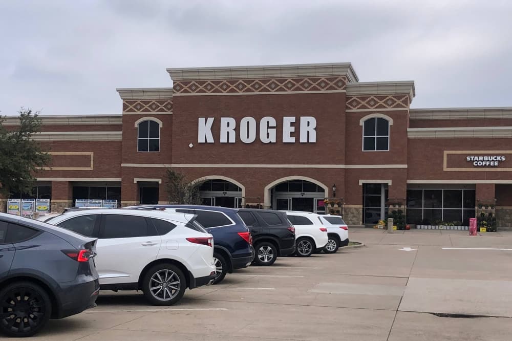 Kroger sets relocation date in Plano
