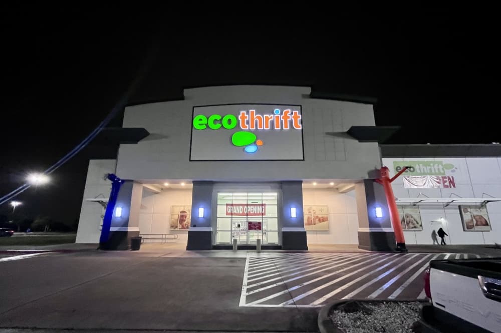 Eco Thrift store now open in Willowbrook area