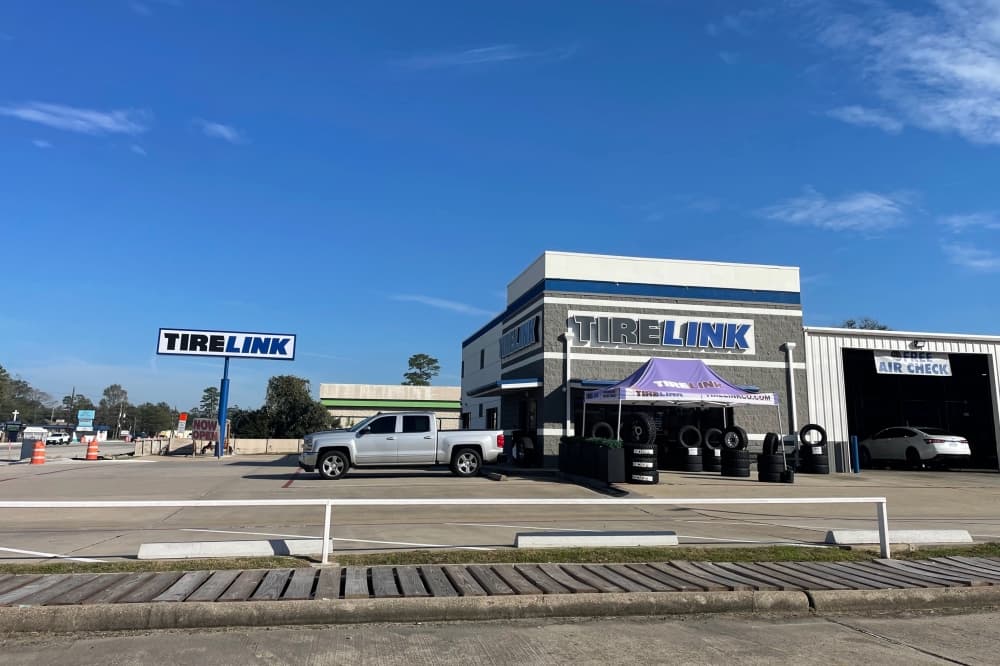 Tirelink marks 1 year of tire repairs, replacements in Humble