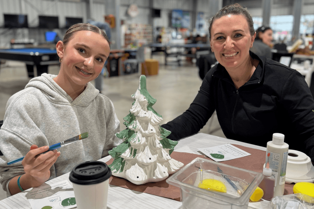 Café Monet brings create-your-own art to Bastrop