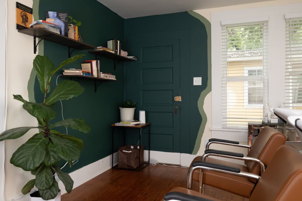 An image of the lobby space in the house. 