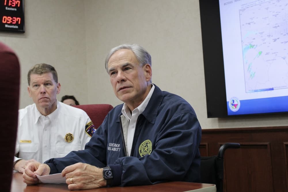 State leaders say power grid is ‘very strong’ as snow heads to North Texas