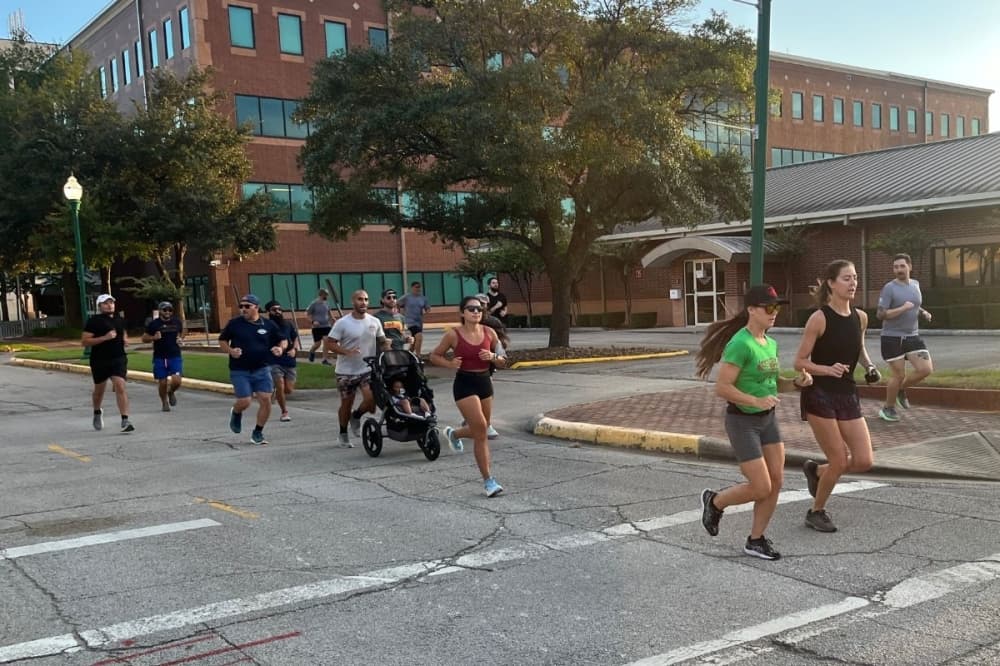 The club has two separate designated routes—one a 5K and one a 10K—and caters to all skill levels. (Courtesy Fass Brewing Run Club)