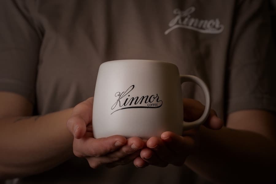 Kinnor Coffee offers a specialty hot and iced lattes, traditional espresso drinks, cocktails, teas, and lemonades. (Courtesy Kinnor Coffee)
