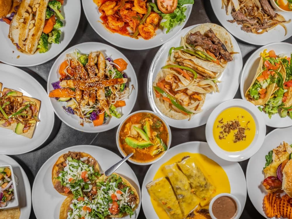 Di Maria Mexican Cuisine officials celebrate 5-year anniversary in Humble