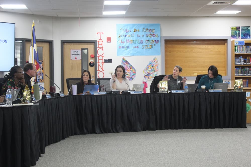 Leander ISD officials discuss repurposing facilities, opening enrollment