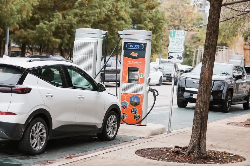 Austin Energy to install hundreds of EV charging ports with $15M federal grant