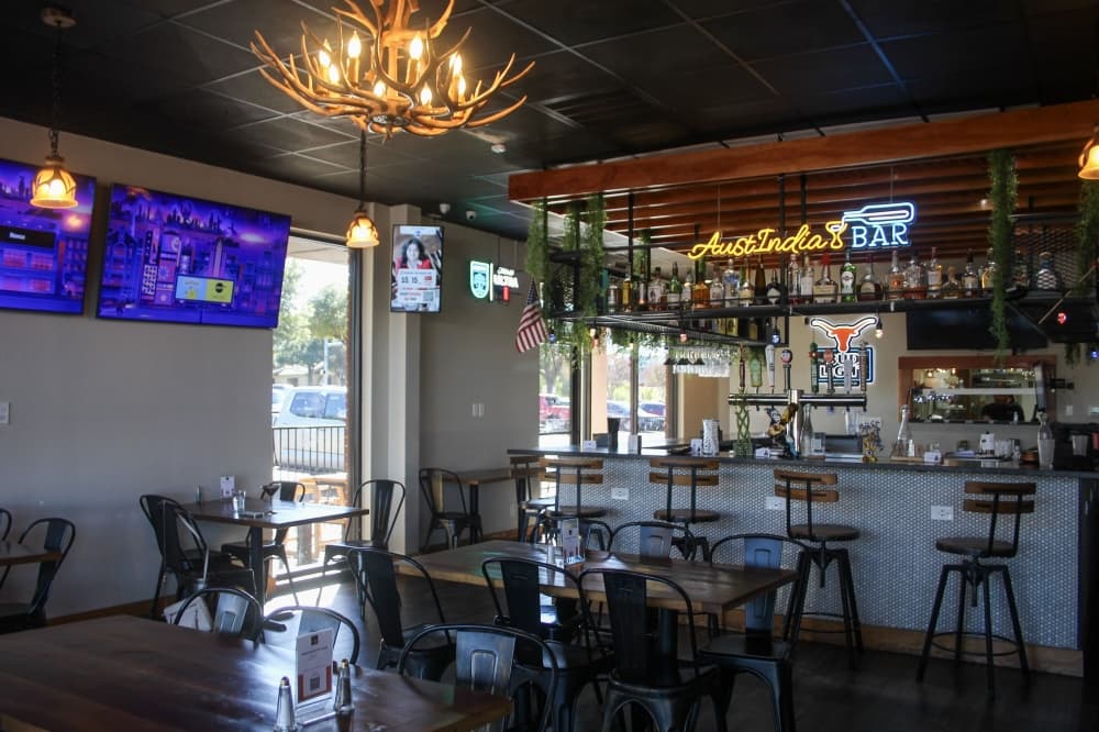 An image of the inside of the restaurant. 