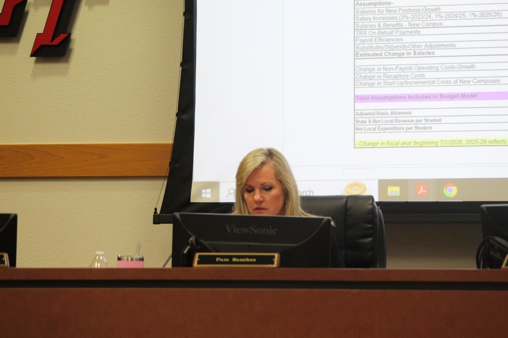 Lake Travis ISD to see $5M budget surplus after changing fiscal year start date