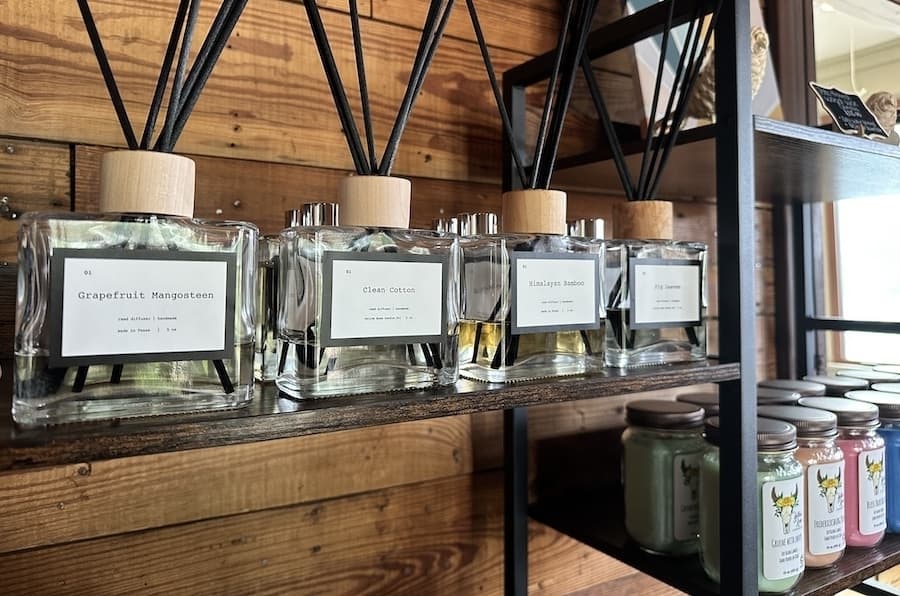 The shop offers luxury reed diffusers. (Thalia Guzman/Community Impact)