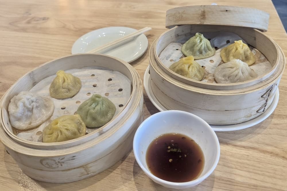 The restaurant offers soup dumplings and bao buns filled with either beef, pork, chicken, veggies, red bean paste and other options. (Jonathan Perriello/ Community Impact)
