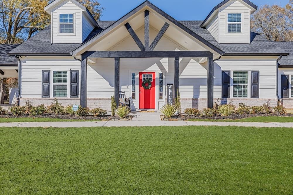 Isaiah 117 House now open, serving Montgomery County
