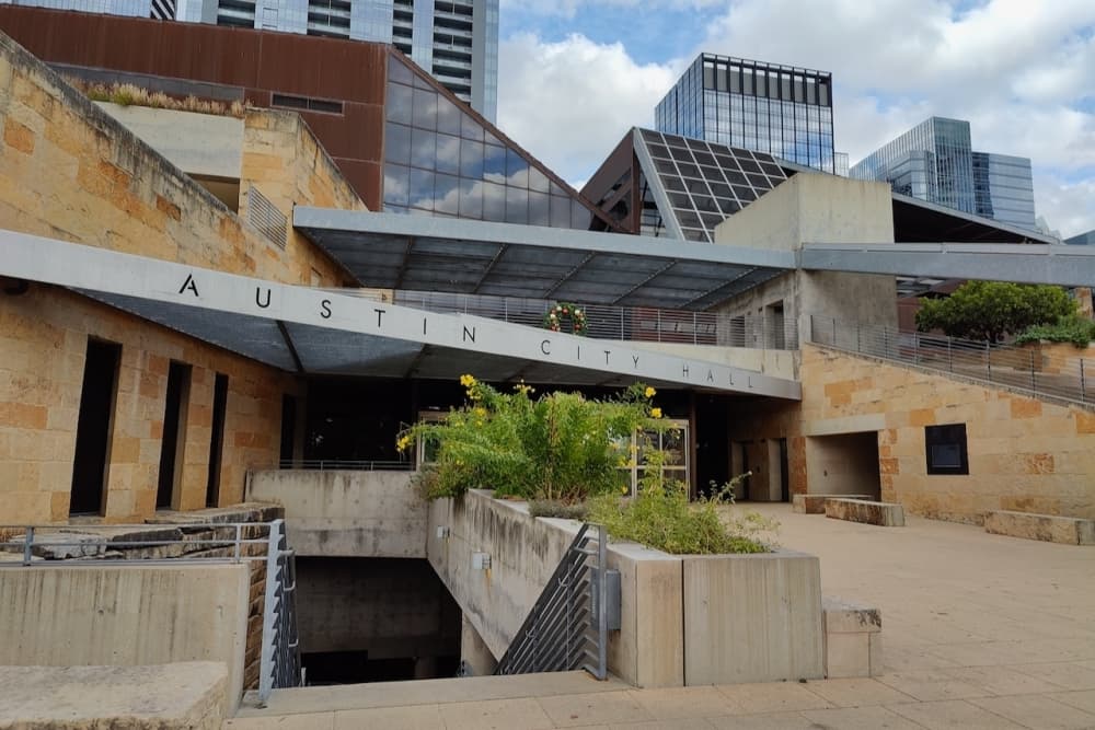2 Austin City Council candidates violated financial disclosure rules, ethics panel finds