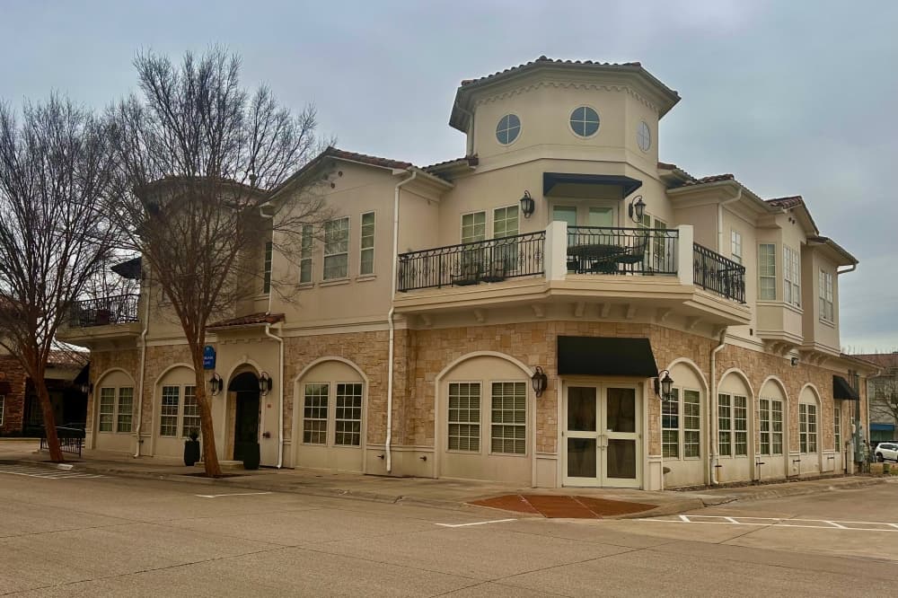 City of Colleyville to relocate business center to The Village