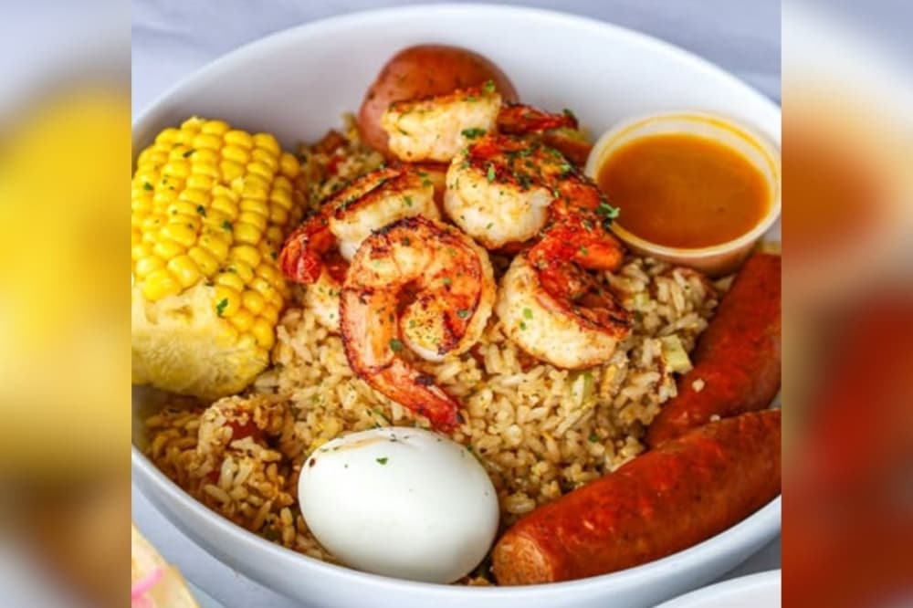 Long-awaited Crawfish Cafe opens in Pearland