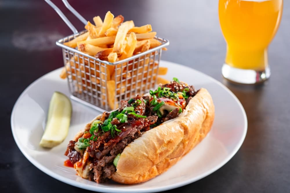 Yard House announces opening date for new location in The Woodlands 