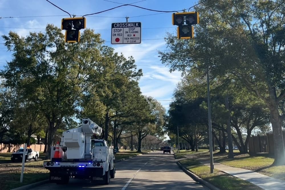 Precinct 1 installs 3 pedestrian-activated crosswalks in Katy area