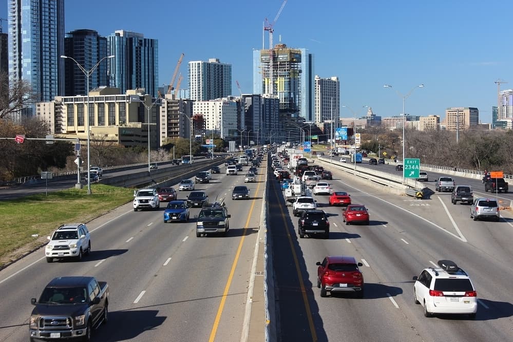 Toll changes, high-speed rail line: 8 transportation proposals from Texas lawmakers