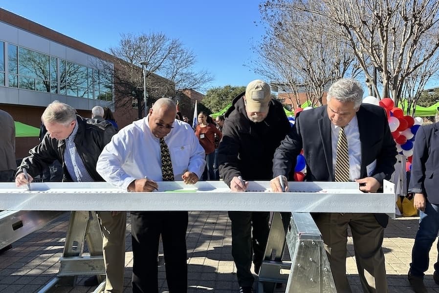 Northeast Lakeview College breaks ground on veterans center in Universal City