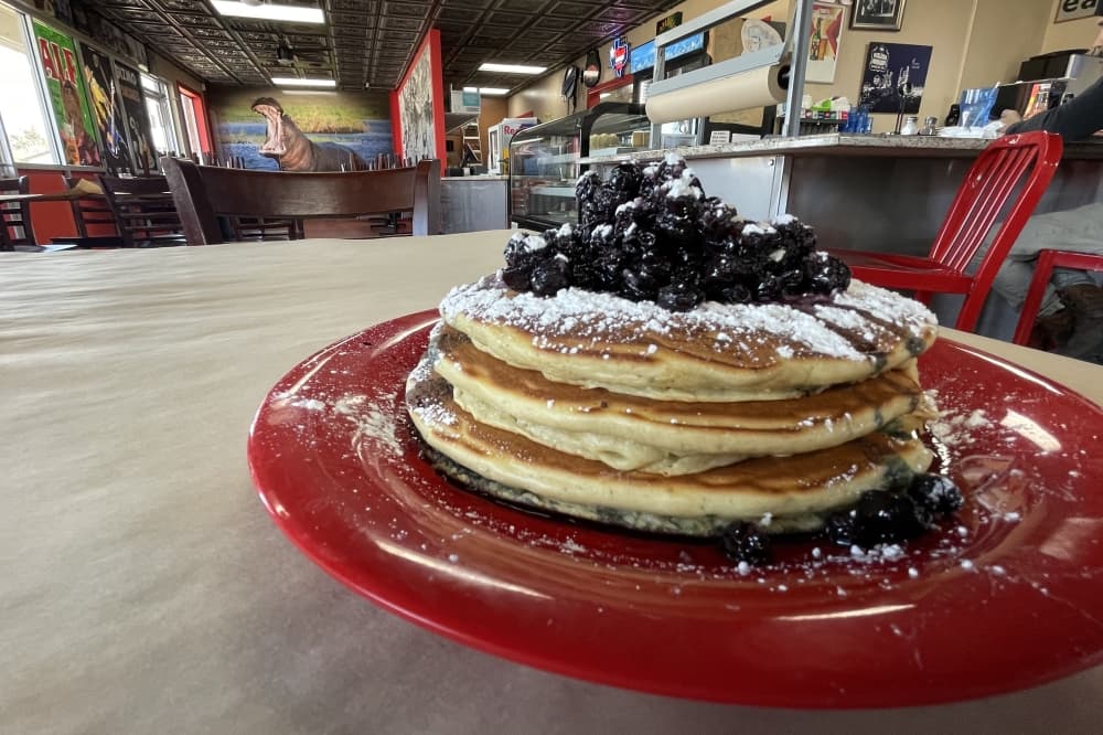 Quality meets community at Hippo Cafe in Hutto