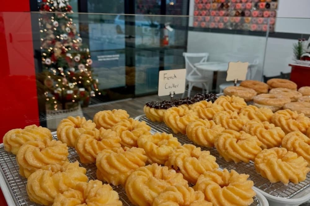 The 12th Donut shop is now open in Missouri City