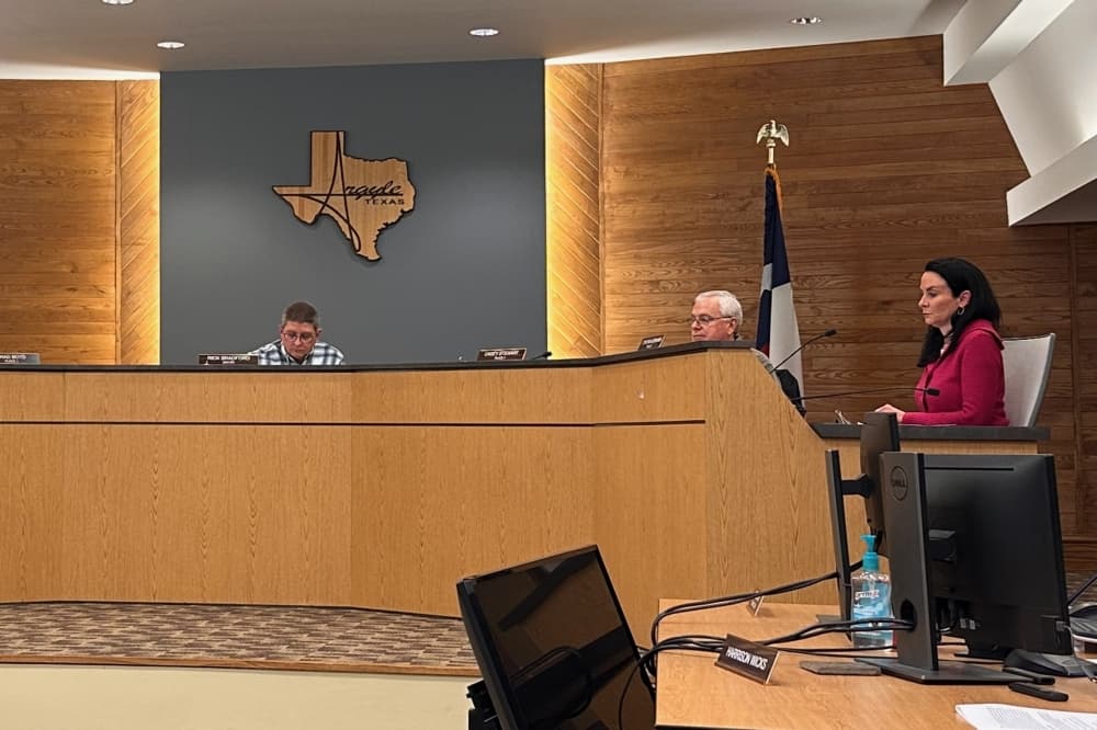 Argyle green lights construction manager for the law enforcement center off FM 407