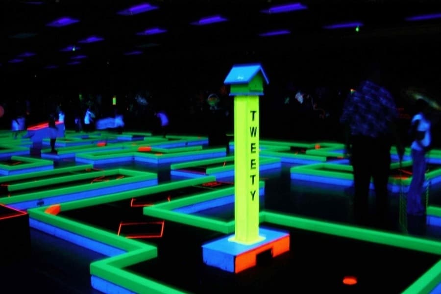 Lunar Mini Golf of Grapevine closes doors inside Grapevine Mills