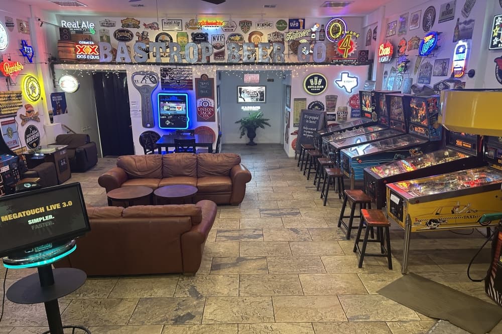 Bastrop Beer Company promotes drink variety in family-friendly, inviting space