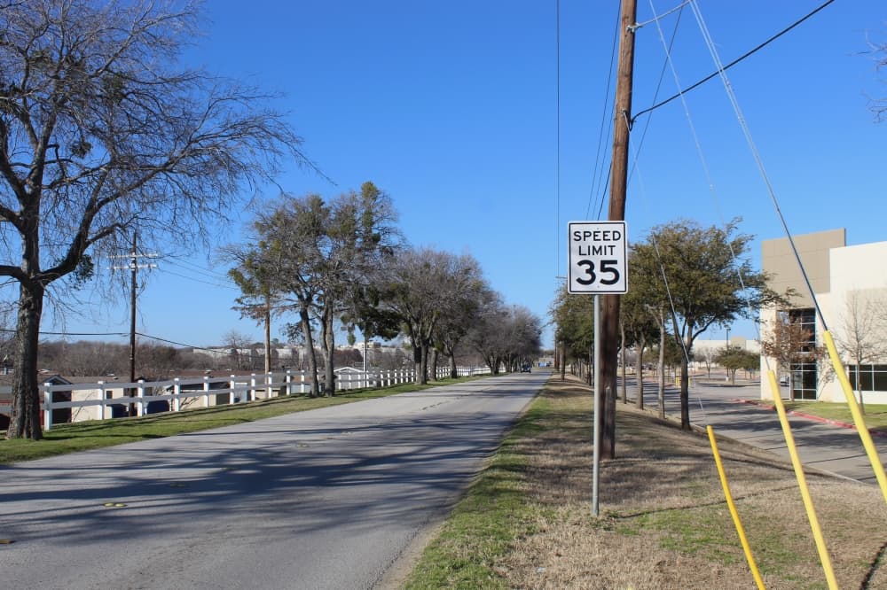Lewisville council approves $1M contract for sidewalk along Ace Lane