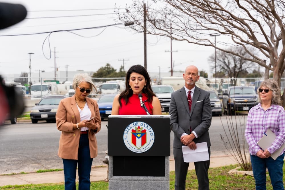 City of Austin officially launches on-demand bulk, brush, waste collection service