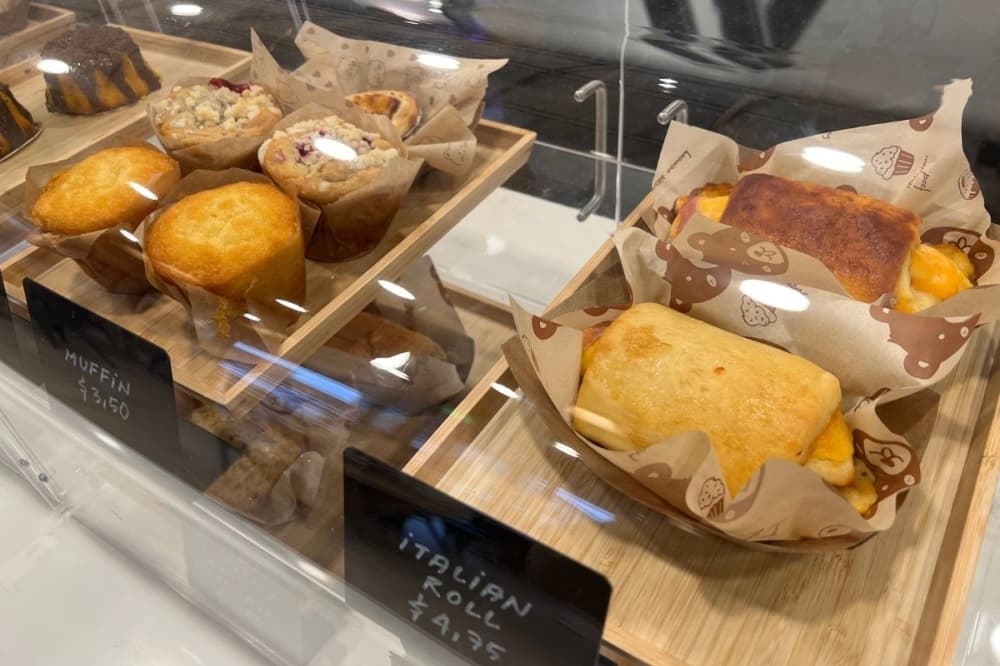 The coffee shop serves baked goods and a variety of beverages. (Asia Armour/Community Impact)