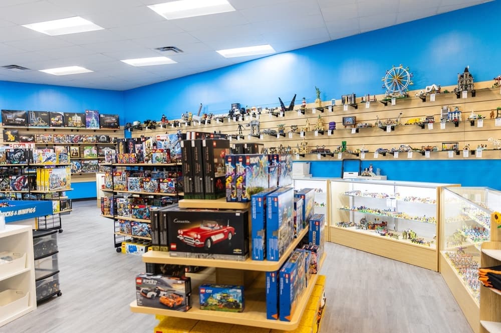 Bricks & Minifigs Bee Cave now offering Lego sets, minifigures