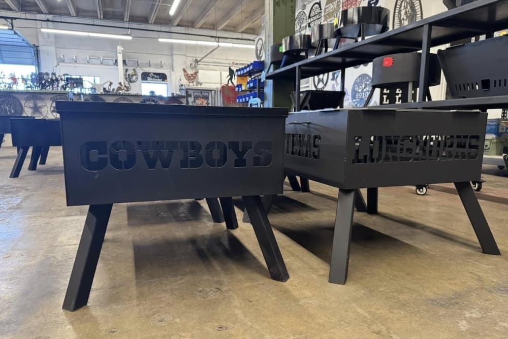 Local hunting equipment, metalworks store relocating to South Austin