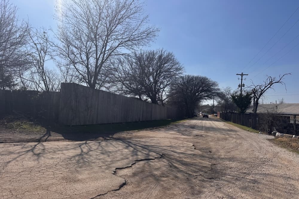 Ross Downs Drive