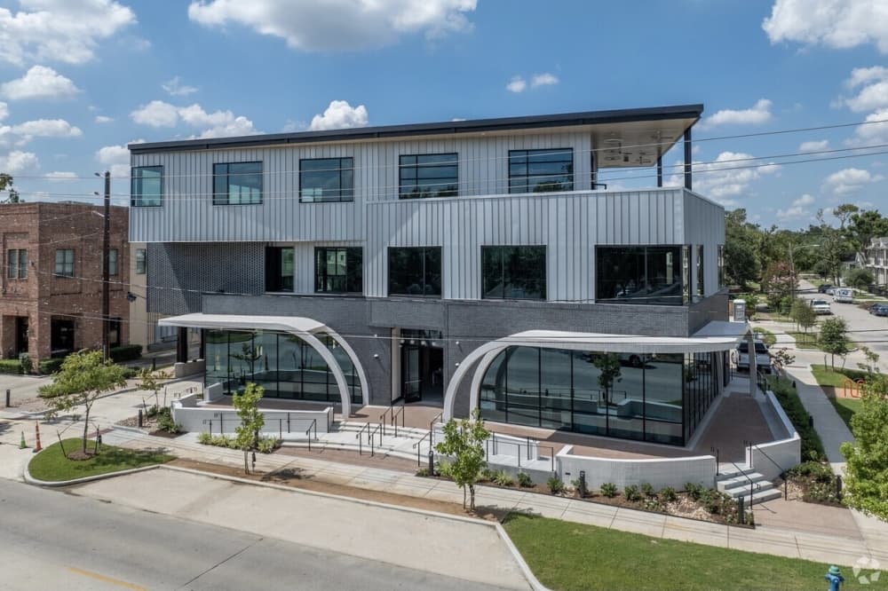 New Heights development welcomes 1st tenants