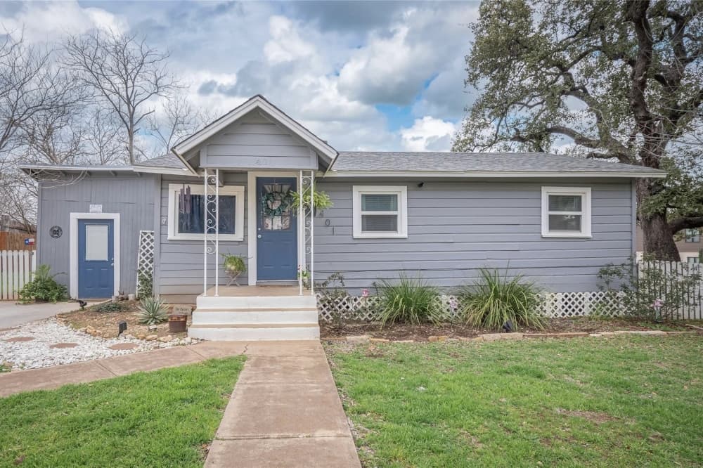 Homes in Georgetown ZIP code 78626 spent 30% less time on the market year over year in January