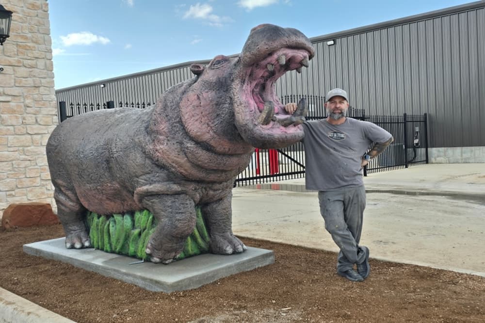 Set in Stone Statuary’s one-man show reinforces community pride across Hutto