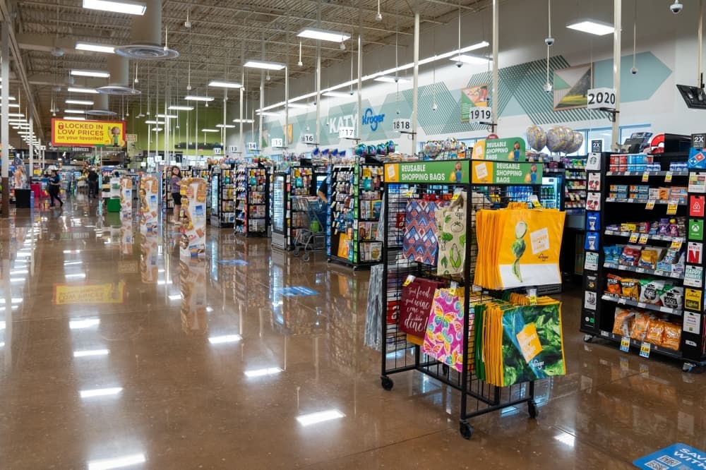 Kroger debuts new decor, layout in Humble